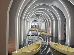 -涨巢·潮玩水疗局