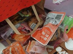 -良品铺子(白云新世界店)