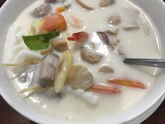 -Dang restaurant (patong phuket)