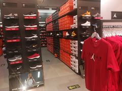-NIKE北京马连道换季优惠店