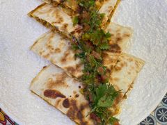 -LESCEDARS Brasserie Bistro香柏树