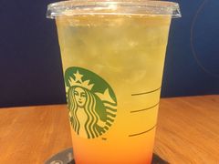 -星巴克(重庆新世纪凯瑞商都店)