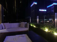 -丽思卡尔顿·炙焰·铁板烧餐厅