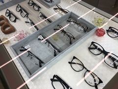 -明月眼镜(三坝店)