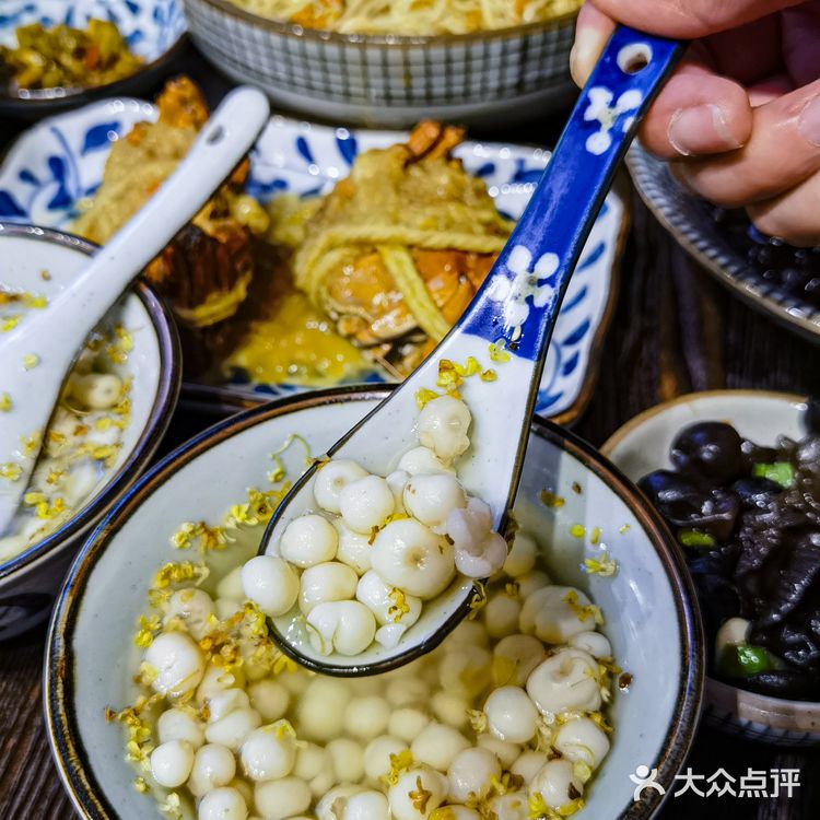 南京必吃榜🎖没吃过瀑布蟹黄面的人生是不圆满的‼️