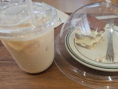 -有猫主题·治愈系猫咖(曾厝垵店)