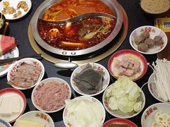 -沸炉重庆老火锅(军事博物馆店)