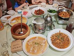 -钵家大院·地道湖北菜(江夏·大花岭店)