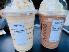 -星巴克(西藏路店)