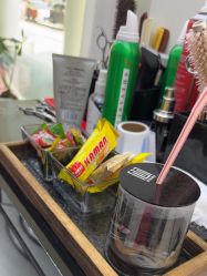 -吉艺心专业美发造型