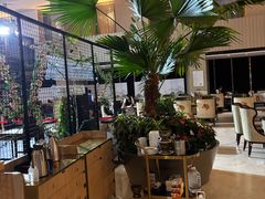 -朗丽兹自助餐厅