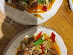 -隔壁老王·家常云南菜(花巷店)