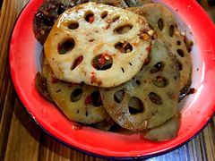 -老三样·美食研究中心(世贸路店)