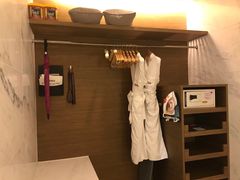 -上海滴水湖皇冠假日酒店