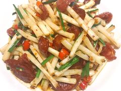 花生芽香肠-醉美东江·三文鱼·烧鸡公