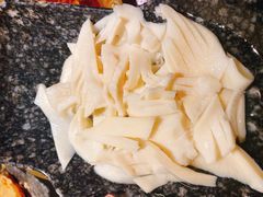 老哥牛黄喉-哥老官重庆美蛙鱼头(五角场合生汇店)