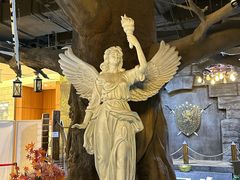 -暴风岛沉浸式体验馆(百联世纪店)