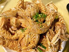 -三亚火车头万人海鲜广场