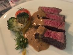 .&nbsp;炭烤澳洲m5牛里脊牛扒&nbsp;烤时蔬&nbsp;红酒松露汁-圣丰索菲特·法国餐厅