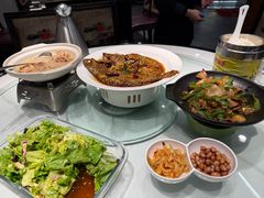 -亲回家吃饭餐厅(黄陂店)