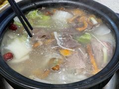 -九寨特色牦牛肉汤锅 羊肉汤锅