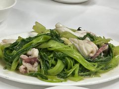 鮮尤炒通菜-新陶陶酒家