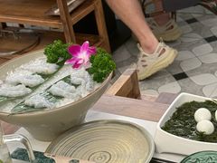 -喃喃椰·糟粕醋·椰子鸡火锅(七堡花园店)