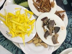-桥香园云南过桥米线(金马碧鸡店)