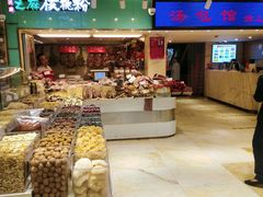 面包甜点陈列柜-泰康食品(南京东路店)