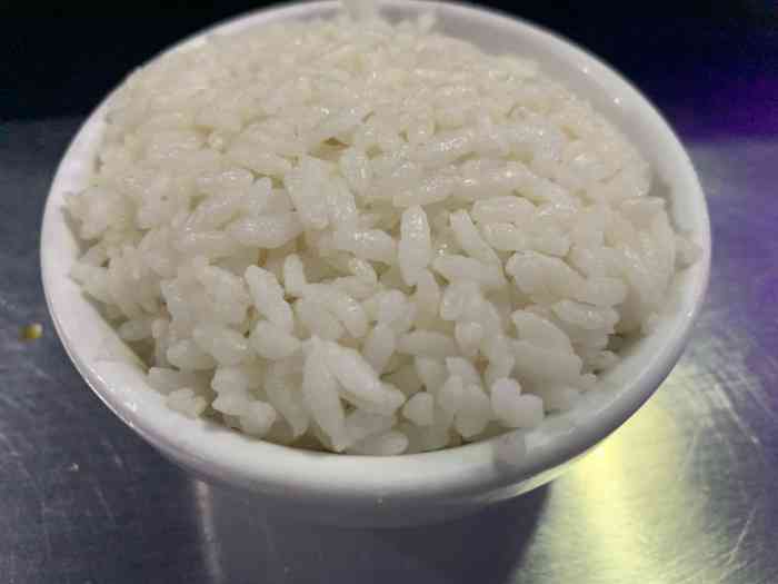 炉鱼(乐百隆广场店)-"价钱在拉萨算便宜了.味道一般,服务很差.