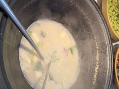 -陈大锅·岳阳鱼馆·地道岳阳菜(美食街店)