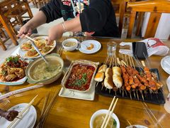 -兆辉木炭海鲜烧烤·海鲜小炒