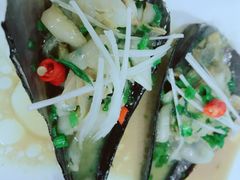 -虾弄弄海派小龙虾·牛羊蝎子火锅