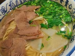 牛骨清汤兰州牛肉面-陳香貴·蘭州牛肉面(松江亚繁亚乐城店)