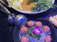 -唯爱KTV聚会餐厅(仙林东城汇店)