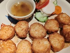 -大头虾越式风味餐厅(光明广场店)