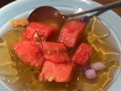 -蜜桃餐厅·伴山(湖滨商业街店)