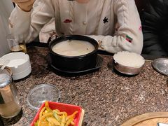 -正苑26年海鲜烤肉•牛尾汤汤饭(东港店)