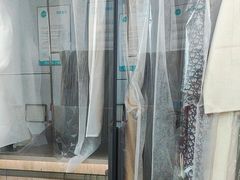 -UCC国际洗衣(七宝宝龙城店)