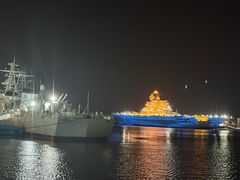 -泰达航母主题公园