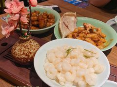 龙井手剥虾仁-弄堂里·寻味杭州(湖滨银泰in77C区店)