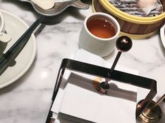 -蝴蝶里·粤菜·点心(滨江龙湖店)