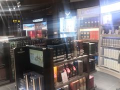 -日上免税店(三径路t3店)
