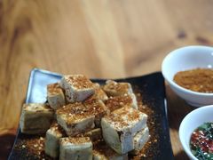 -乔岩保应烧烤店