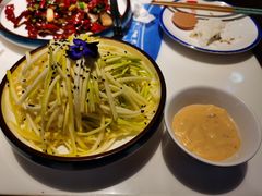 沙拉葫芦丝-大海碗·京菜炸酱面(雍和宫店)