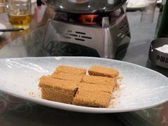 -湖南人家湘菜馆(镇江路店)