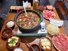 -黔有有贵州酸汤夺夺粉火锅(五味十字店)