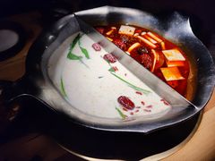 台式麻辣锅-湊湊火锅·茶憩(杭州湖滨银泰in77店)