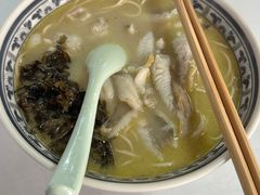 -明呈黄鱼面馆(斜土路店)