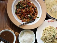 -湘约爨厨(太白立交店)